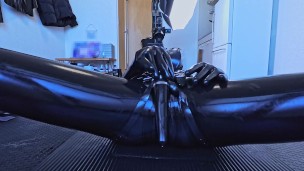 Rubber dolls with cute moaning girls and interlocking vibrators for hypnotic masturbation💕